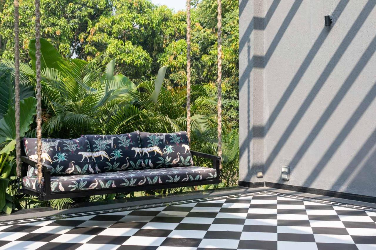 Stayvista At The Charcoal Villa Luxury Collection Alībāg Eksteriør billede