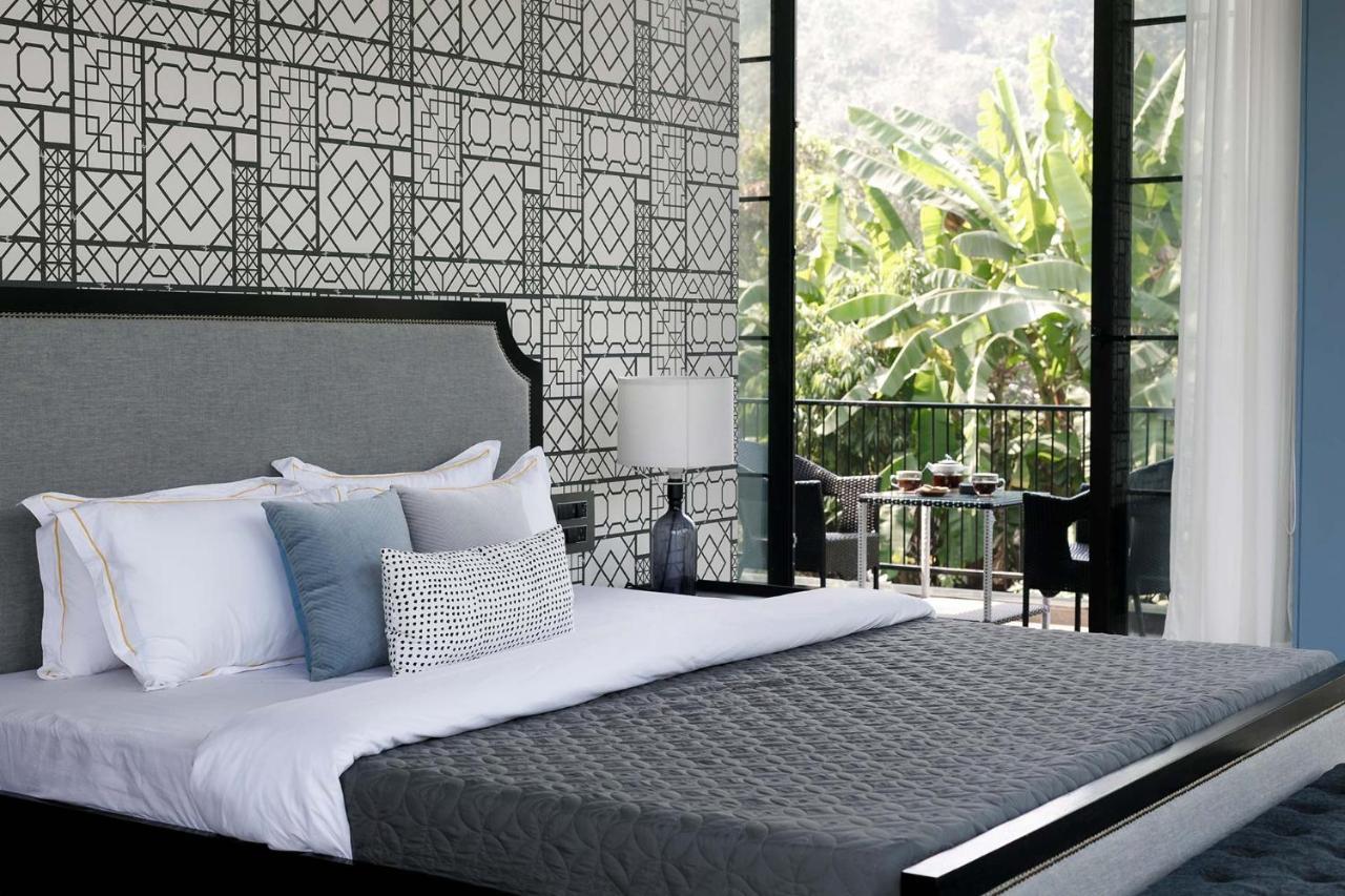 Stayvista At The Charcoal Villa Luxury Collection Alībāg Eksteriør billede