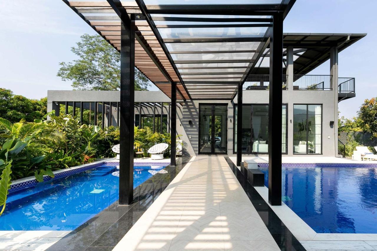 Stayvista At The Charcoal Villa Luxury Collection Alībāg Eksteriør billede
